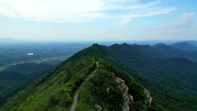 太阳山  山脊  栈道  4K  云雾
