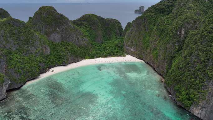 原创 泰国甲米小皮皮岛玛雅湾自然风光航拍