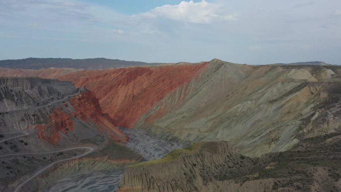 新疆塔城安集海大峡谷 红山 现代派抽象画