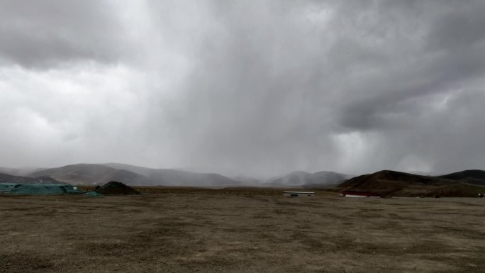 塔公草原暴风雨