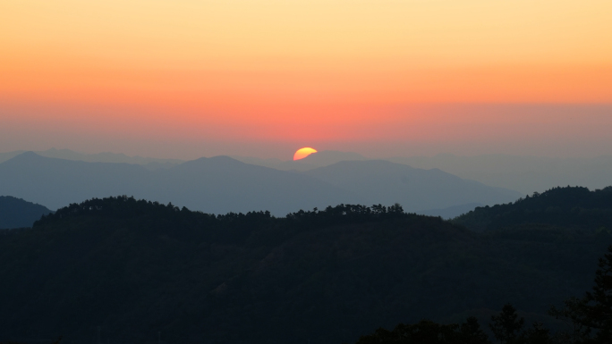 大山处日出日落高清延时