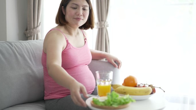 孕妇早餐吃沙拉孕妇营养早餐