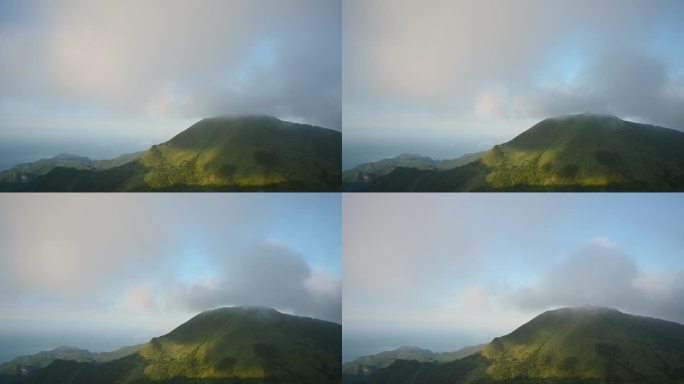 千变万化的场景:山顶，白云和阳光的相互作用。