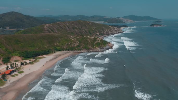 中国沿海视频深圳海边海水白浪山脉