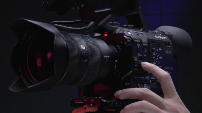 4K调整焦距特写操控摄像机滤镜摄像机索尼