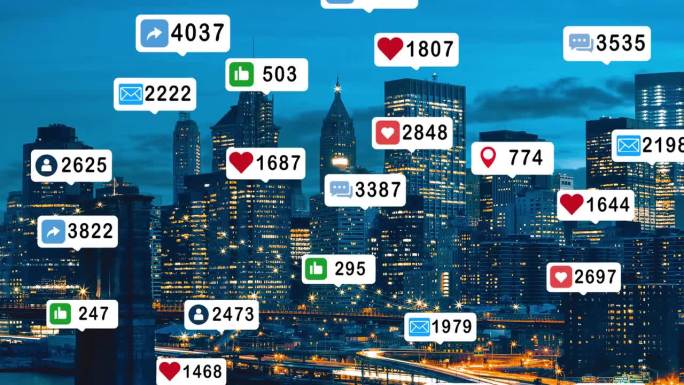 社会化媒体营销、高参与度人群和在线社区的概念。社交网络符号漂浮在城市景观剪影日落与增加计数。