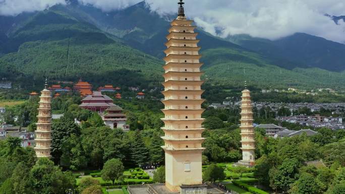 云南大理崇圣寺 三塔洱海航拍