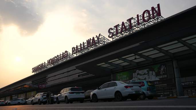 上海虹桥火车站延时上海虹桥上海高铁站