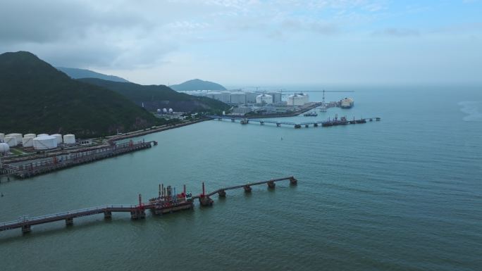 4k珠海高栏港化工炼油石化企业炼油厂航拍