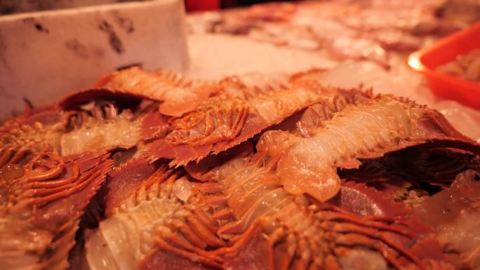 海鲜市场 螃蟹 虾 螺
