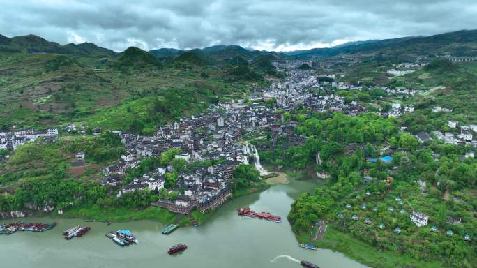 4K航拍湖南湘西永顺县芙蓉镇风景区10