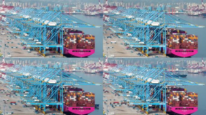 高视角俯瞰青岛前湾港自动化装卸码头日景