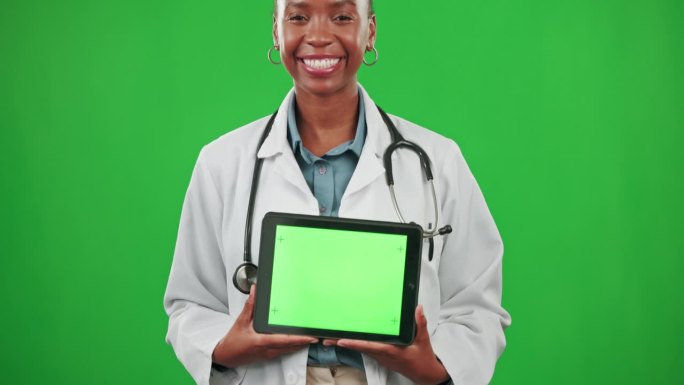 医生，绿屏模型或黑人女性拿着平板电脑用于营销，广告或植入广告。肖像，移动特写或快乐的女孩在医疗保健诊