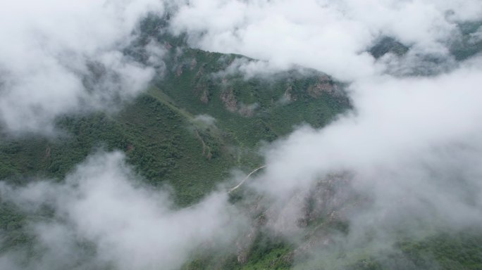 航拍青海省海东市乐都区仓家峡云海