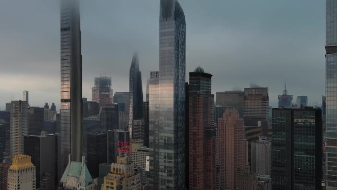 城市航拍纽约曼哈顿亿万富翁街摩天大楼日出