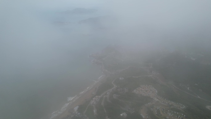 台州海边石塘蓝天白云大海