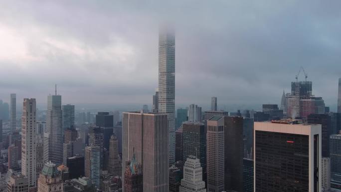 航拍纽约曼哈顿公园大道432号摩天大楼云