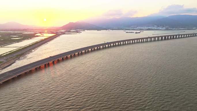 航拍连云港田湾跨海大桥