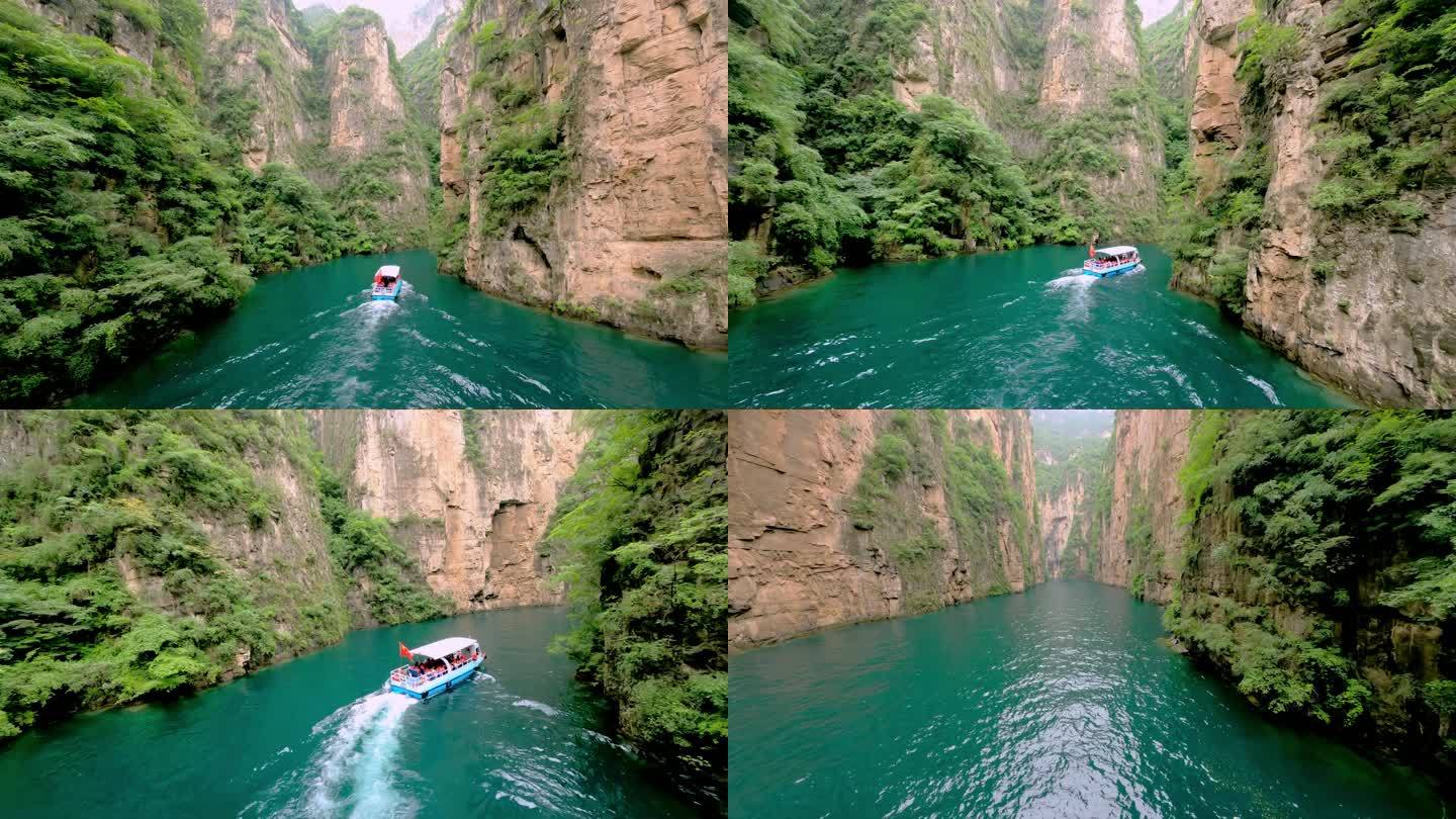 FPV拍摄八泉峡游船在峡谷中前进