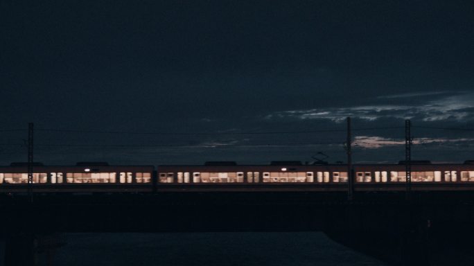 【4K】轨道列车空镜