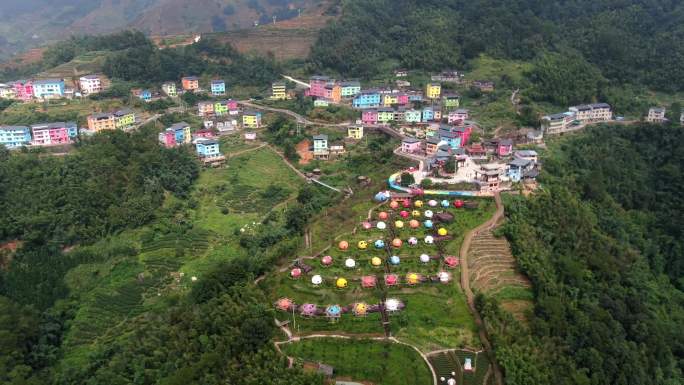 美丽乡村华安县七彩官畲村景景区瓢虫屋航拍