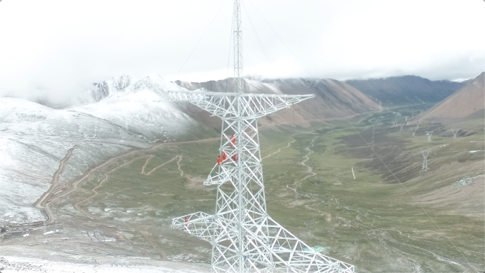 西藏东达山世界最高500千伏输电塔