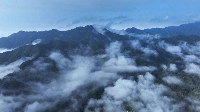 黄山徽州区丰乐湖山区云海航拍