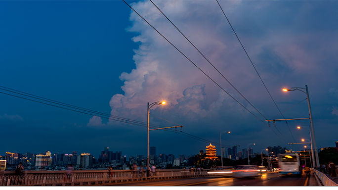 武汉极限天气 城市暴雨雷电夜景航拍延时
