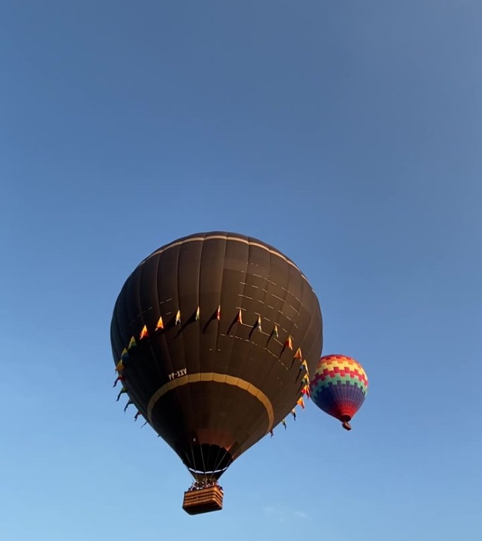乘坐热气球