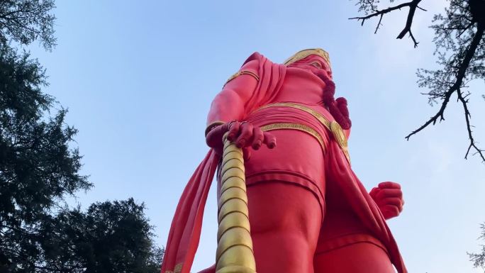 Shri Hanuman Mandir Jakhoo，印度教神庙，供奉Bajrang Bali，也被