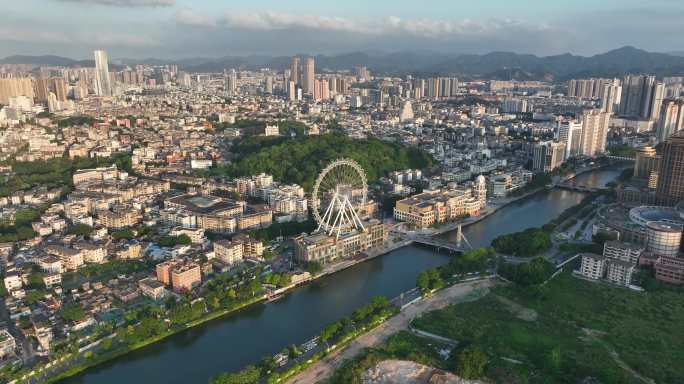 中山市大景岐江河摩天轮日月海鸥同框