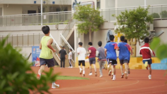 校园 学生 跑步 锻炼 训练 活力 青春