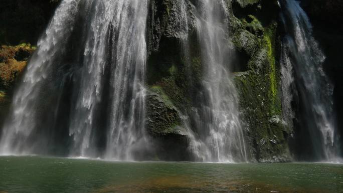 瀑布 青山绿水 水花