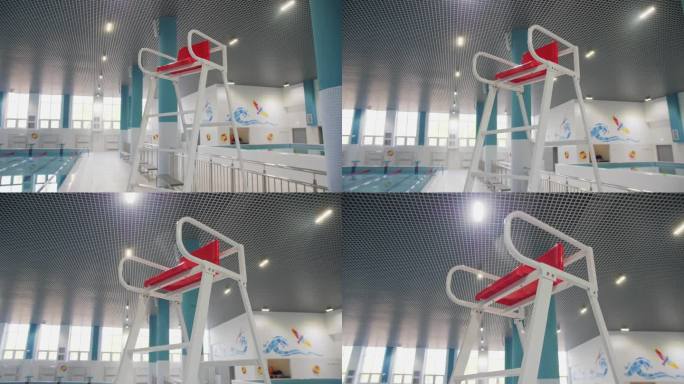 现代游泳池中学校救生员的高座椅