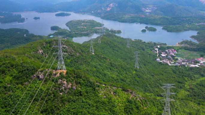 国家电网 500千伏超高压输电铁塔电线杆