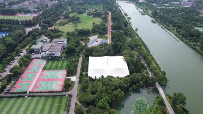 江苏宿迁城市风光绿化植物公园古运河航拍