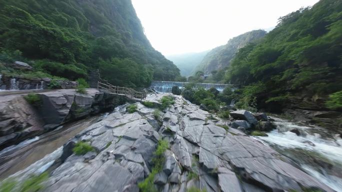 穿越机航拍河南南太行关山景区4KFPV