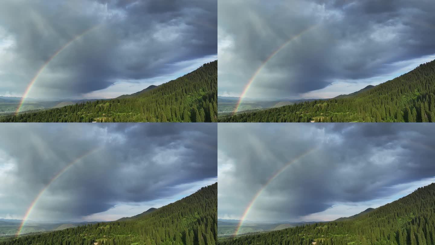 新疆伊犁那拉提风景区彩虹景观
