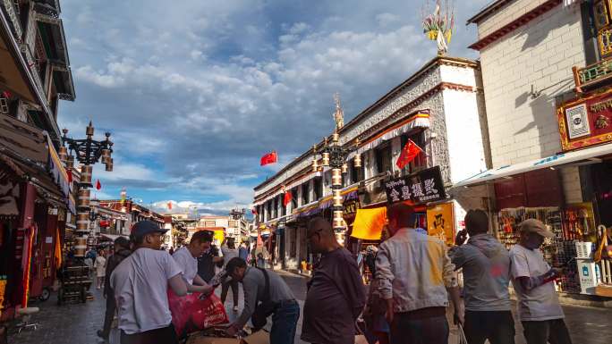 西藏拉萨八廓街人流延时