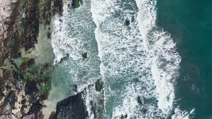 惠州黑排角大海礁石海浪升格慢镜头