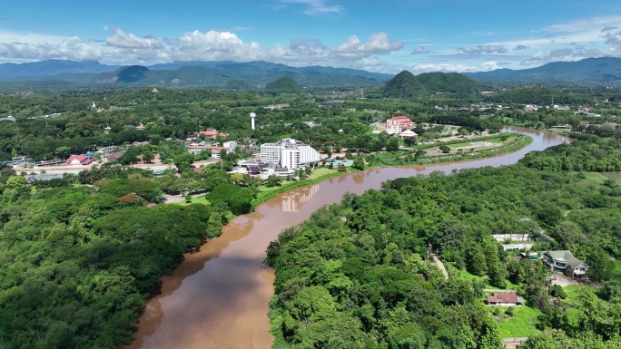 航拍泰国清莱湄考河城市绿地航拍自然风光