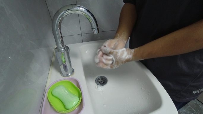 洗手间开关灯消毒日常保洁香皂擦手病毒杀菌