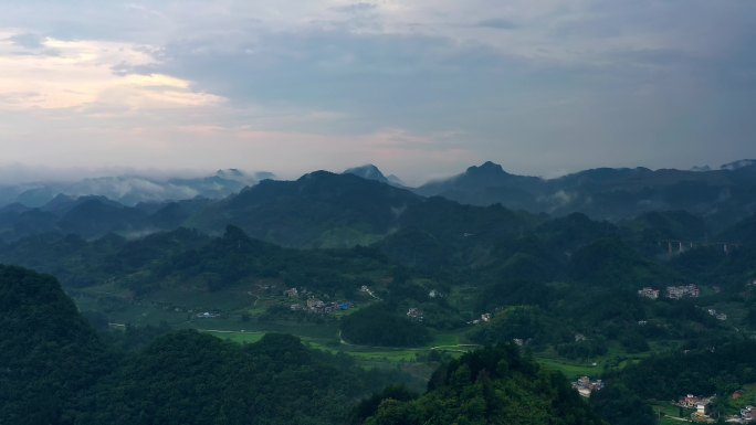 广西群山风景