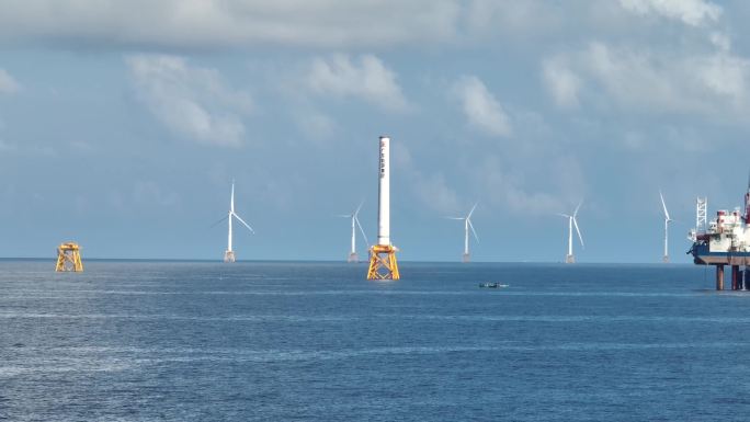 大型风力新能源海上建设