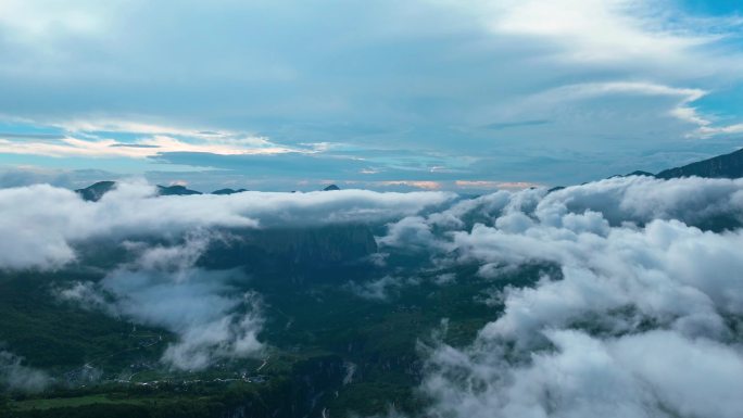 延时摄影大山平流雾4K