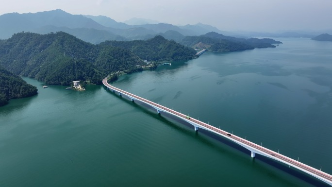 杭州千岛湖多角度拍摄桥梁4K航拍