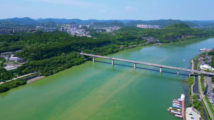 四川阆中古城翠屏山与嘉陵江高视角航拍