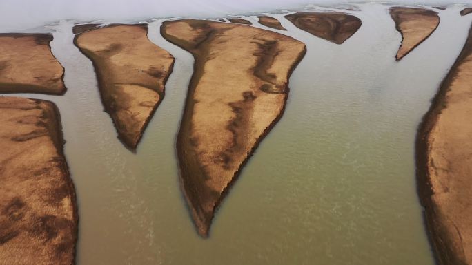 鄱阳湖干枯的河床