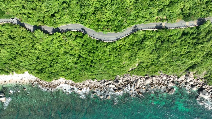 海浪海岸线公路