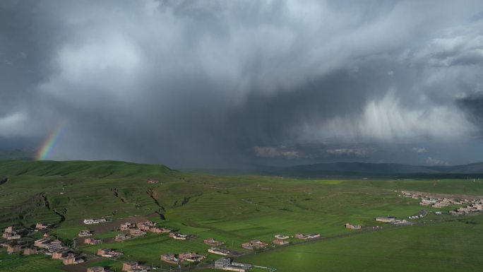 甘南草原彩虹下雨延时